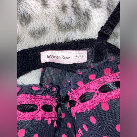 La Vie en Rose Lingerie - Picture 5 of 7